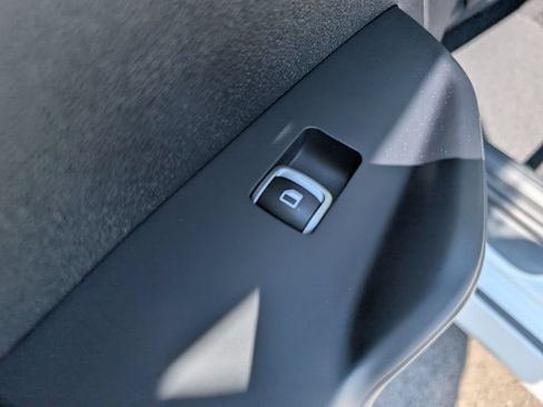 New 2026 Kia K5 LXS FWD image 11