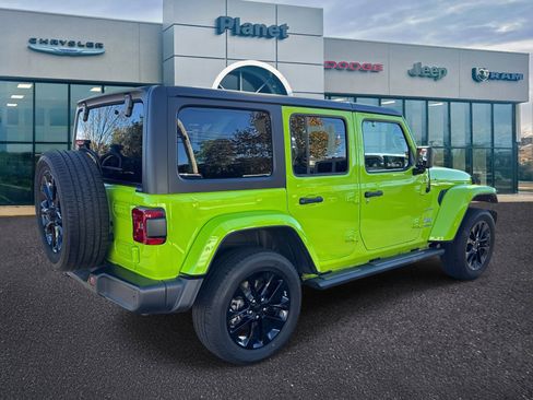 Used 2021 Jeep Wrangler Unlimited Sahara w/ Cold Weather Group image 2