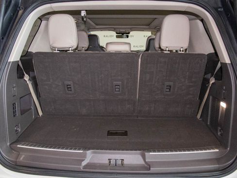 Used 2024 Lincoln Navigator Reserve AWD/4WD image 25