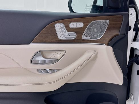 Certified 2020 Mercedes-Benz GLE 450 4MATIC image 19