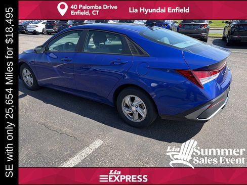 Used 2024 Hyundai Elantra SE FWD image 5