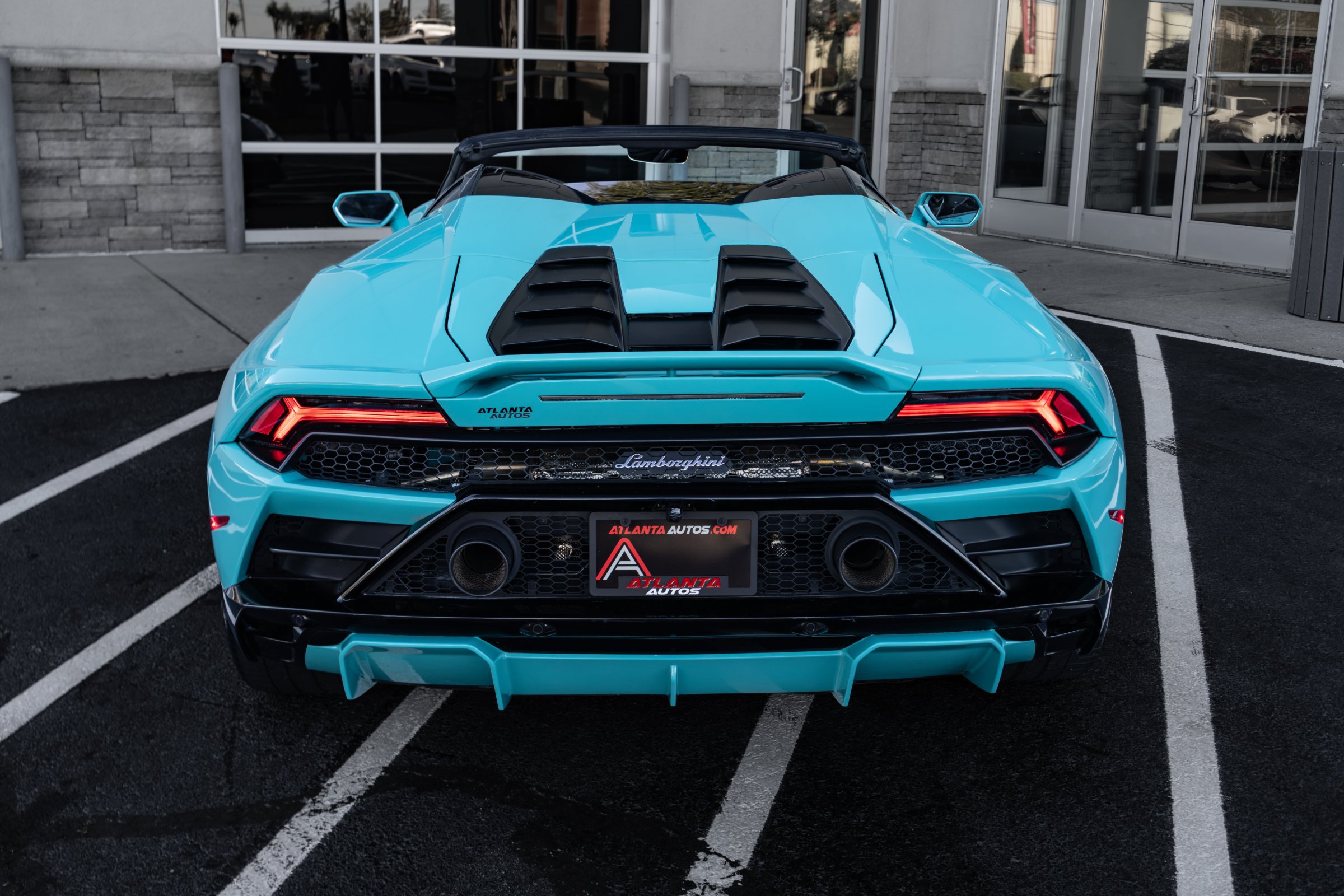 Used 2023 Lamborghini Huracan EVO RWD image 16