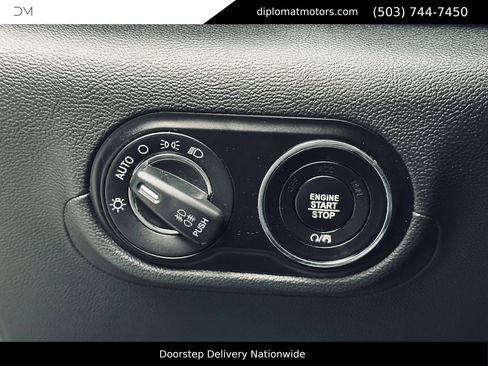 Used 2022 Maserati Levante GT image 32