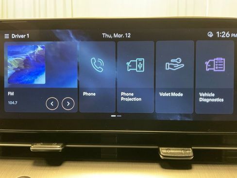 Used 2025 Hyundai Kona SEL image 23