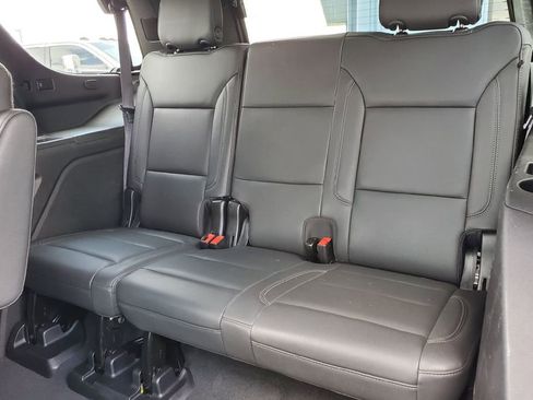 Used 2024 Chevrolet Tahoe LT RWD image 30