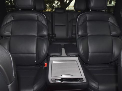 New 2027 Lincoln Navigator Reserve w/ Jet Appearance Package AWD/4WD image 22