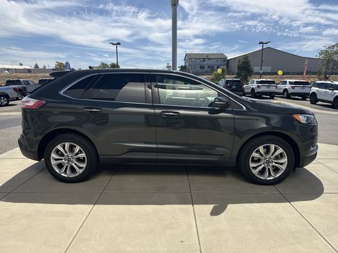 Used 2024 Ford Edge Titanium AWD/4WD image 6
