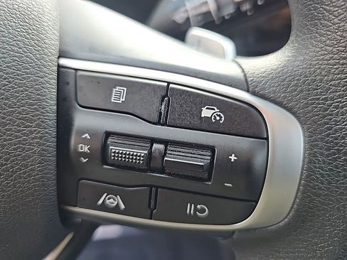 Used 2023 Kia Sportage LX image 13