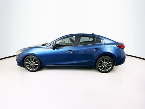 Used 2018 MAZDA MAZDA3 Touring image 4