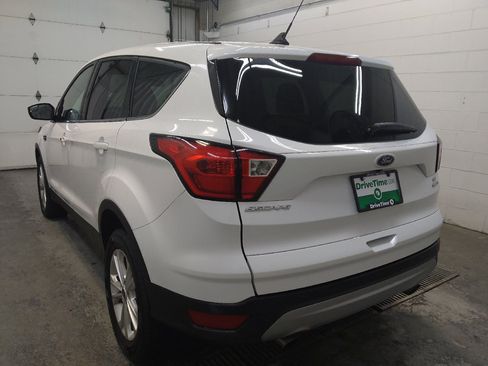 Used 2019 Ford Escape SE AWD/4WD image 5