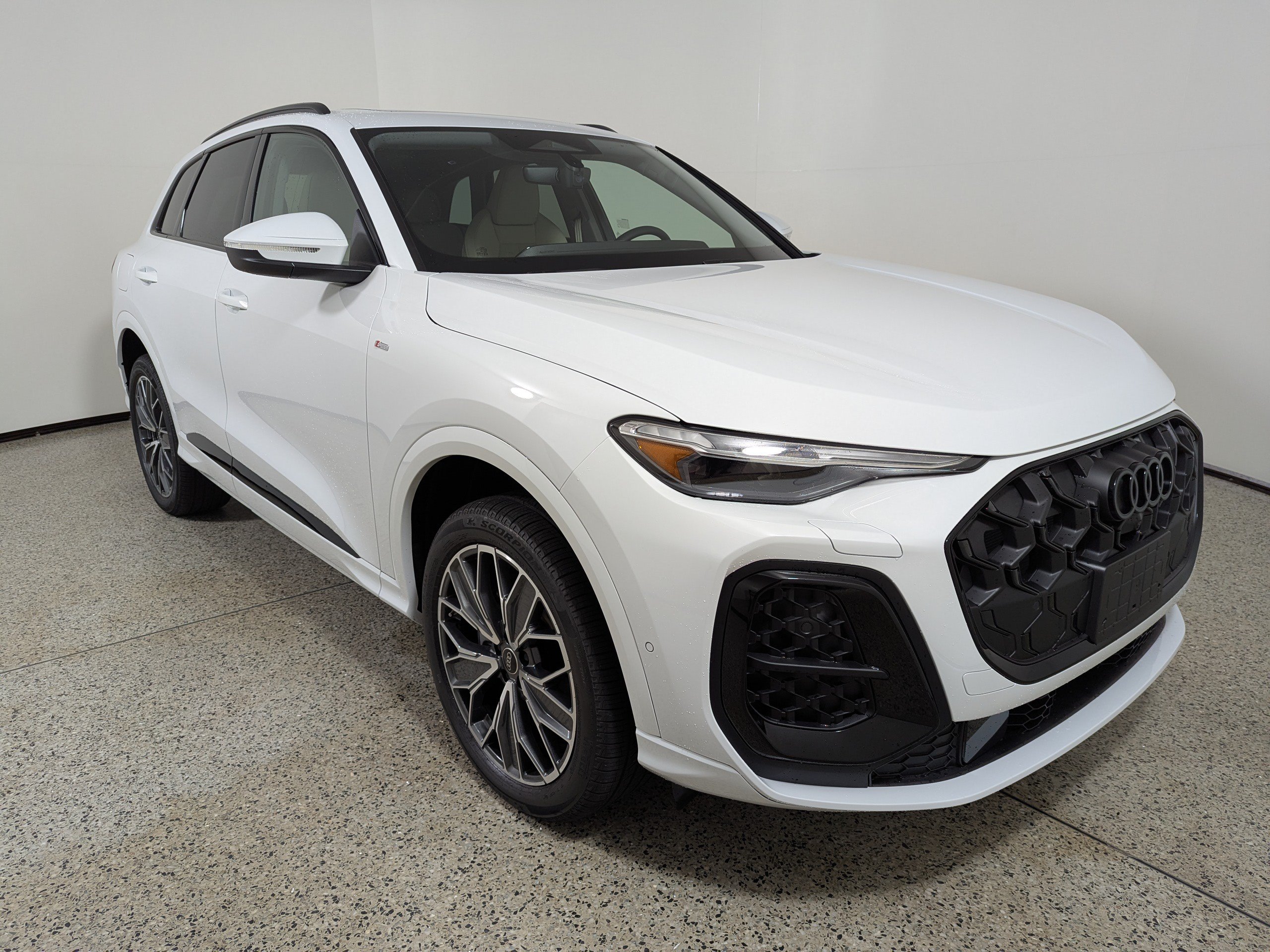 New 2026 Audi Q5 Premium Plus AWD/4WD image 1