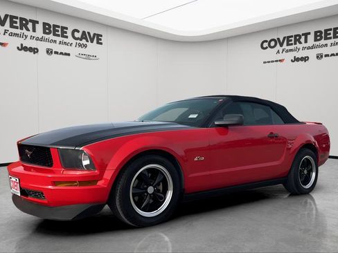 Used 2007 Ford Mustang Premium image 3