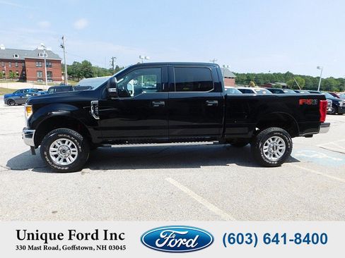Used 2017 Ford F250 XLT w/ XLT Value Package image 5