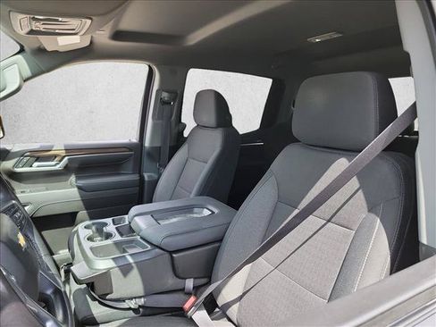 Used 2022 Chevrolet Silverado 1500 LT RWD image 13