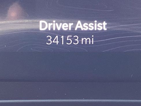 Used 2024 Jeep Grand Cherokee Altitude image 4