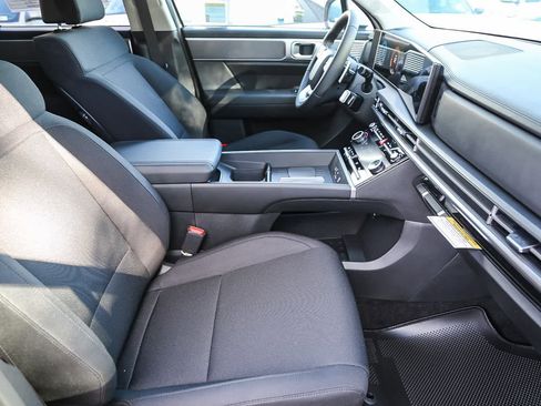 New 2026 Hyundai Santa Fe SE image 18