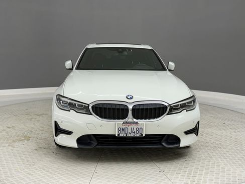 Used 2019 BMW 330i Sedan w/ Premium Package RWD image 6
