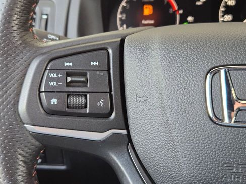 Used 2025 Honda Ridgeline TrailSport image 21