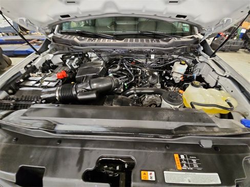 Used 2024 Ford F250 XLT w/ Snow Plow Prep Package image 27