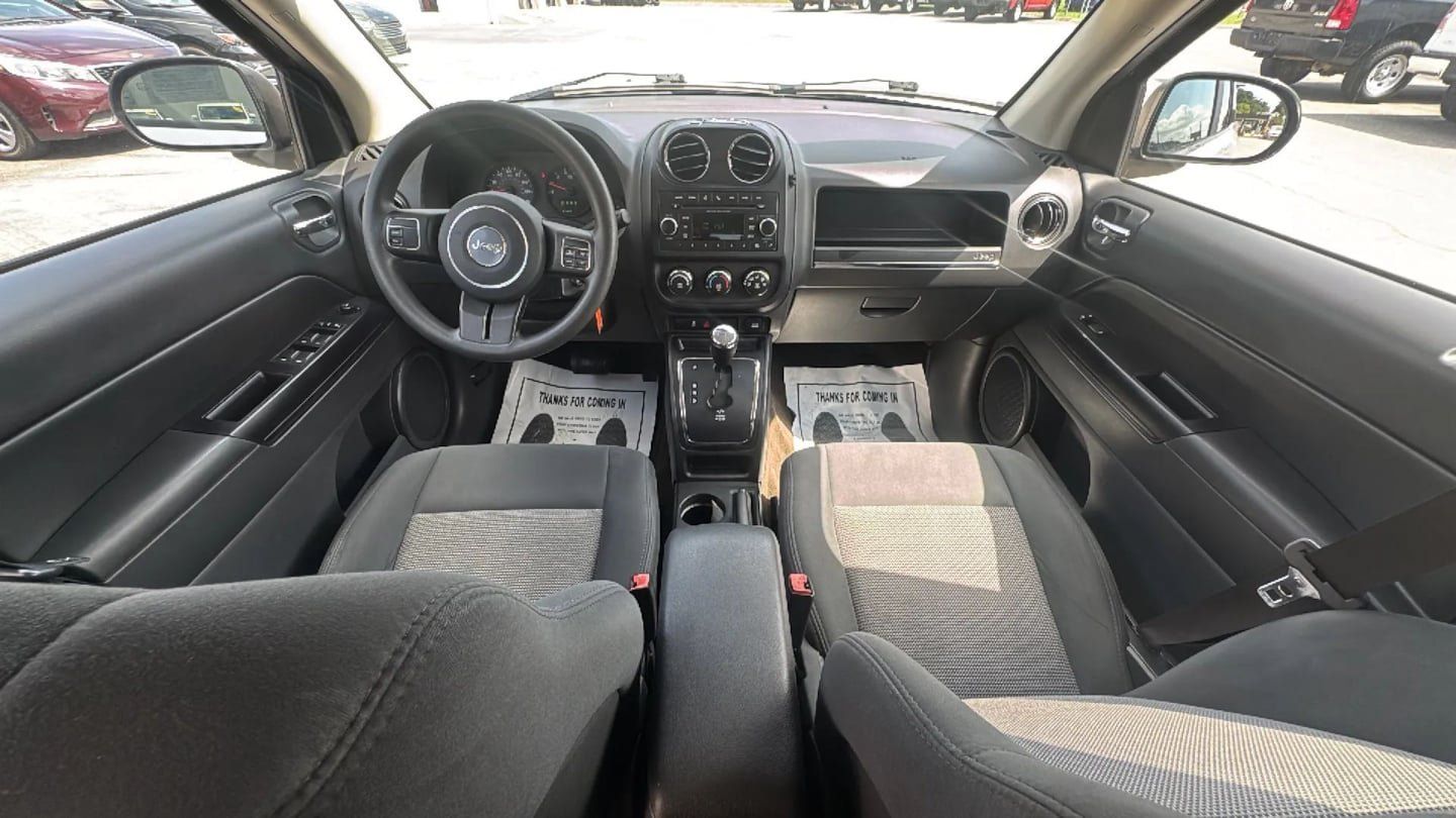 Used 2013 Jeep Compass Sport FWD image 19