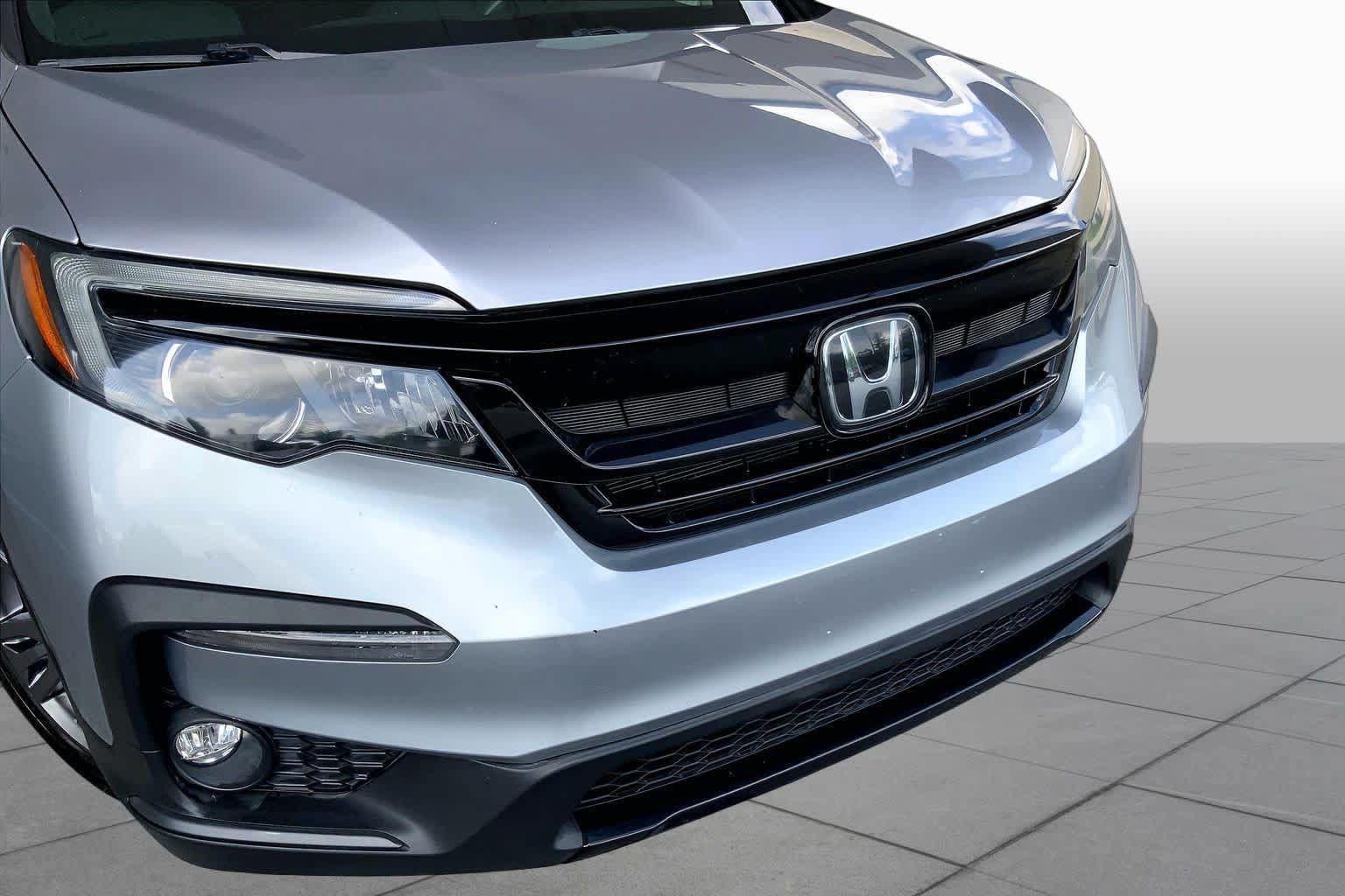 Used 2022 Honda Pilot Sport image 32