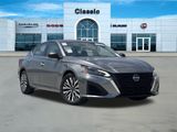 Used 2025 Nissan Altima 2.5 SV image 2