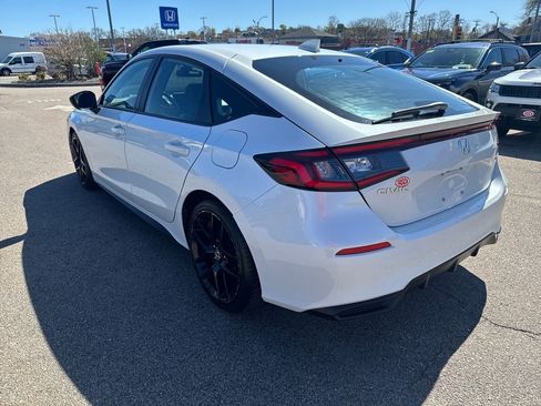 Used 2024 Honda Civic Sport image 5