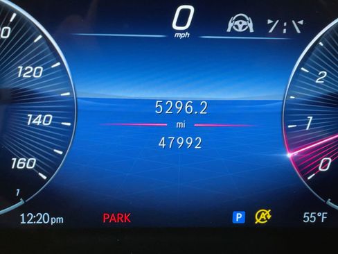 Used 2024 Mercedes-Benz GLE 450 4MATIC image 15