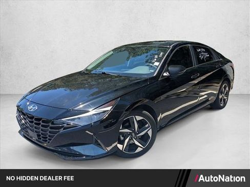 Used 2023 Hyundai Elantra Limited w/ Cargo Package FWD image 1