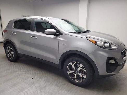 Used 2021 Kia Sportage LX AWD/4WD image 11