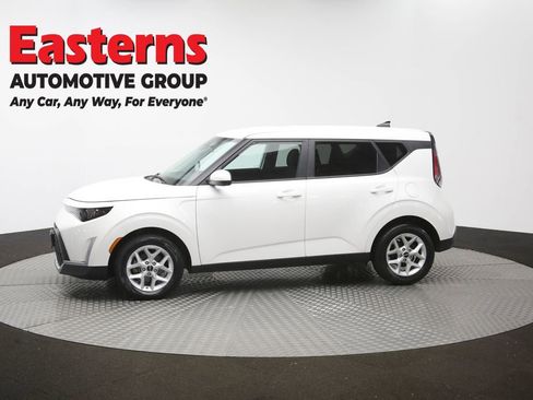 Used 2024 Kia Soul LX w/ Option Group 015 FWD image 58