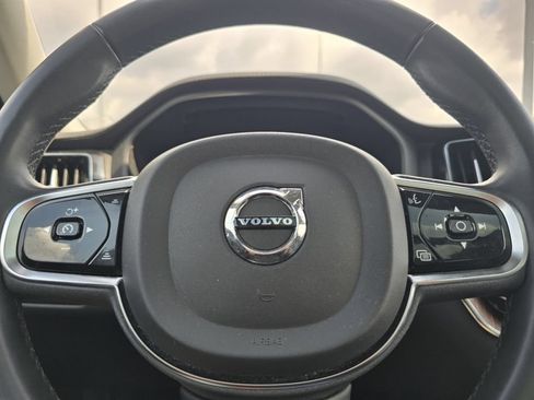 Used 2023 Volvo XC60 T8 Ultimate AWD/4WD image 27