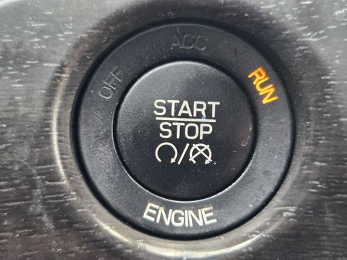 Used 2015 Jeep Grand Cherokee Limited RWD image 16
