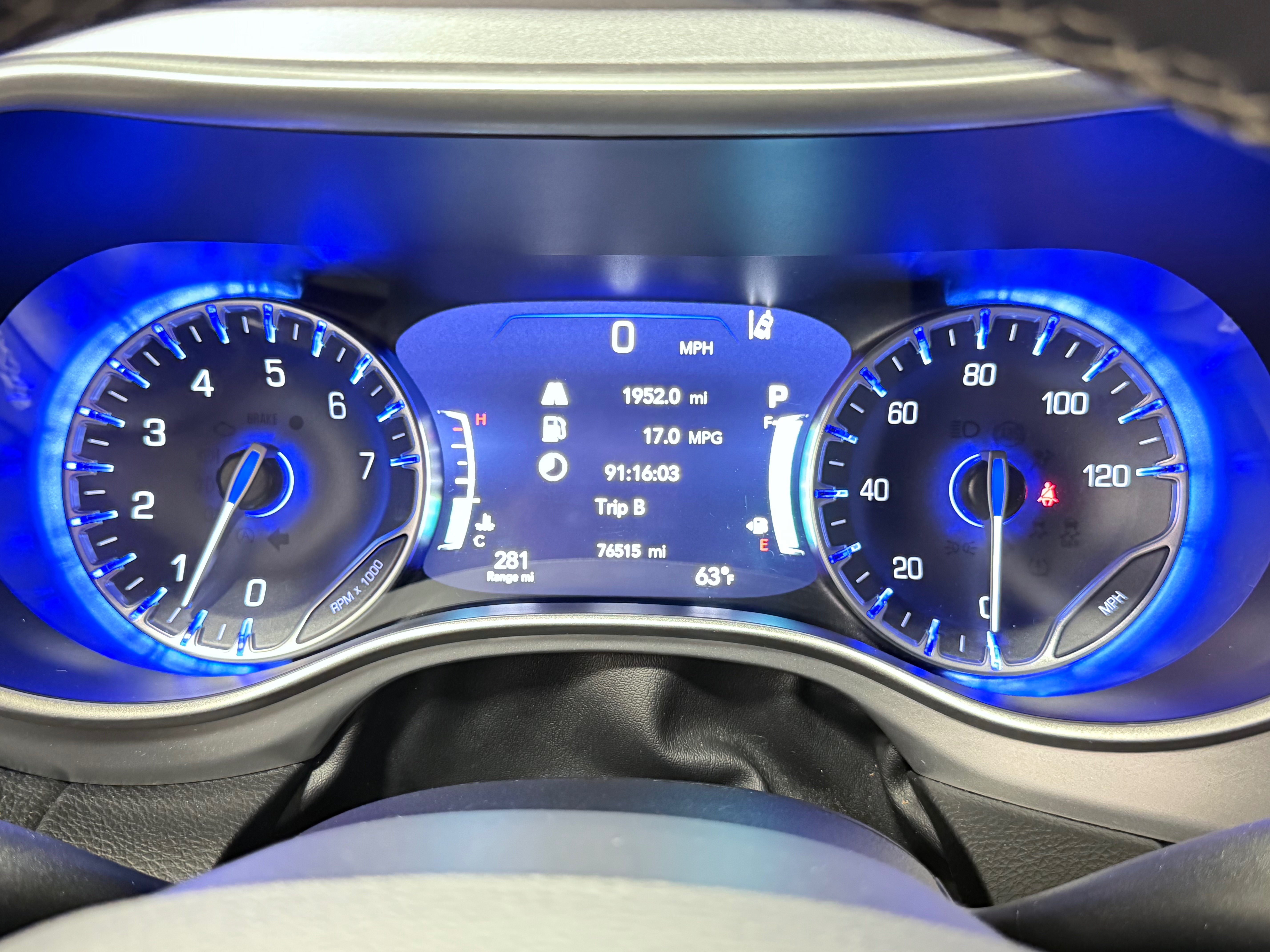 Certified 2023 Chrysler Pacifica Touring-L w/ Uconnect Theater Family Group AWD/4WD image 24