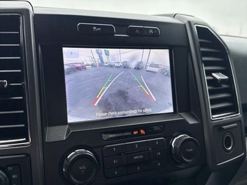 Used 2020 Ford F150 XLT image 11