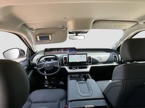 New 2026 Ford Expedition Max Active RWD image 16