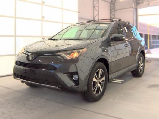 Used 2016 Toyota RAV4 XLE w/ Convenience Package FWD image 3