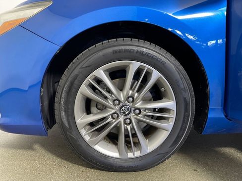 Certified 2017 Toyota Camry SE FWD image 11