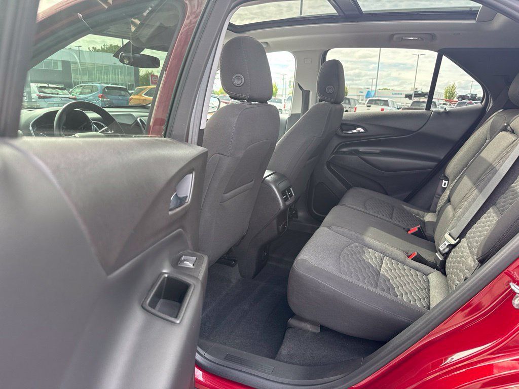 Certified 2018 Chevrolet Equinox LT FWD image 25