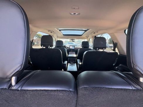 Used 2020 Lincoln Aviator Reserve w/ Equipment Group 201A image 9