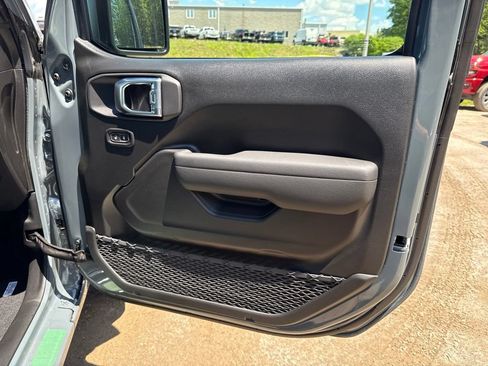 New 2026 Jeep Wrangler Unlimited Sport AWD/4WD image 27