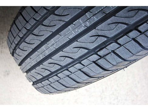 Used 2023 Toyota Camry LE image 27