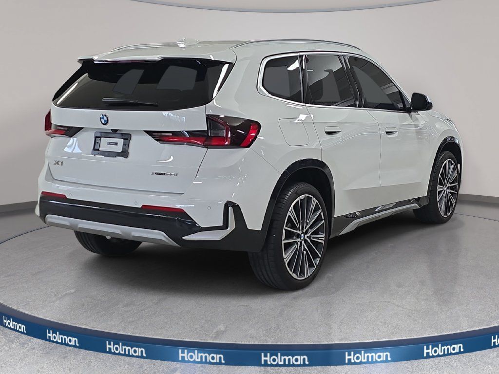 Certified 2024 BMW X1 xDrive28i w/ Premium Package AWD/4WD image 6