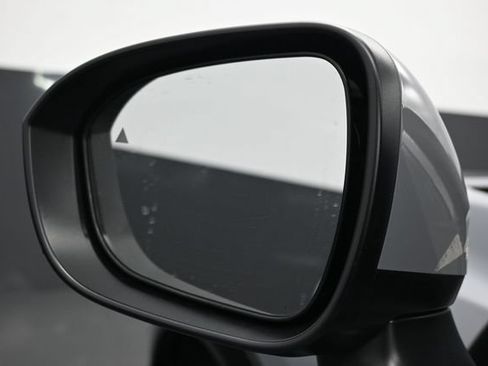 Used 2024 Nissan Rogue Platinum w/ Platinum Premium Package FWD image 4