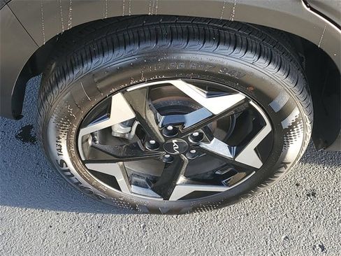 Certified 2025 Kia Seltos EX w/ EX Sunroof Package image 5