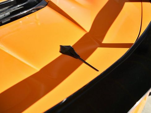 Used 2022 Chevrolet Corvette Stingray w/ Z51 Performance Package image 10