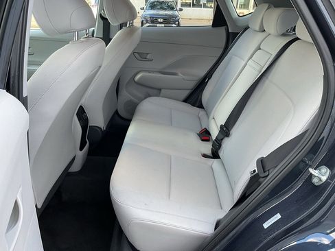 Used 2025 Hyundai Kona SEL image 14