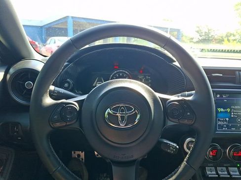 Used 2025 Toyota GR86 Premium RWD image 21