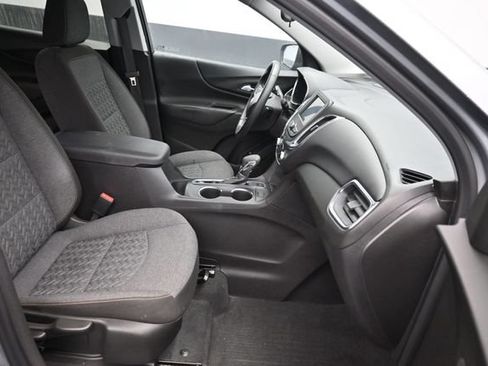 Used 2023 Chevrolet Equinox LT AWD/4WD image 9
