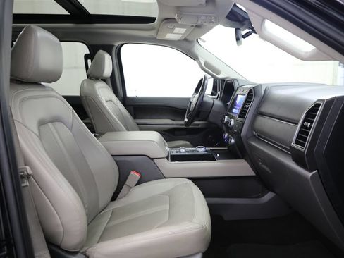 Used 2021 Ford Expedition Max Limited AWD/4WD image 11